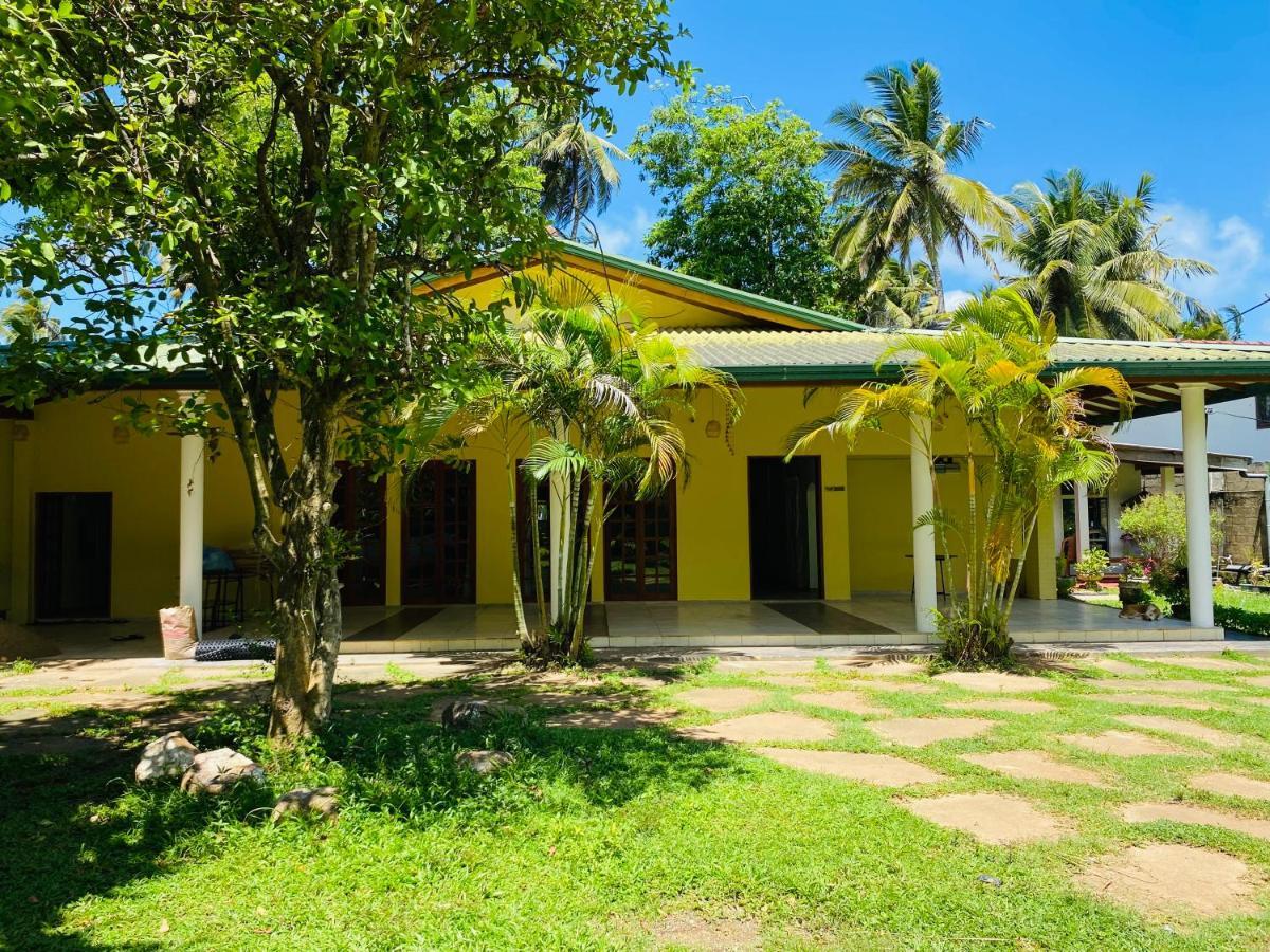 Aramba Resort Dondra المظهر الخارجي الصورة